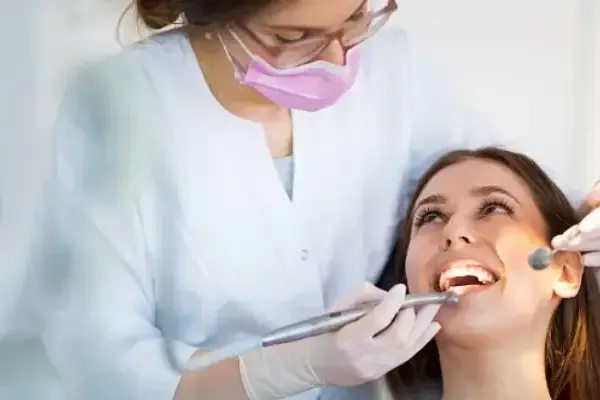 Por Que Escolher o Dental Uni? Descubra os Benefícios