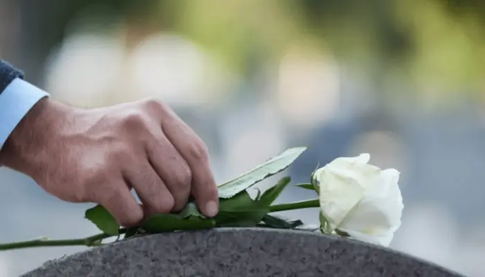 Key Benefits of Carriage Services Funeral Assistance
